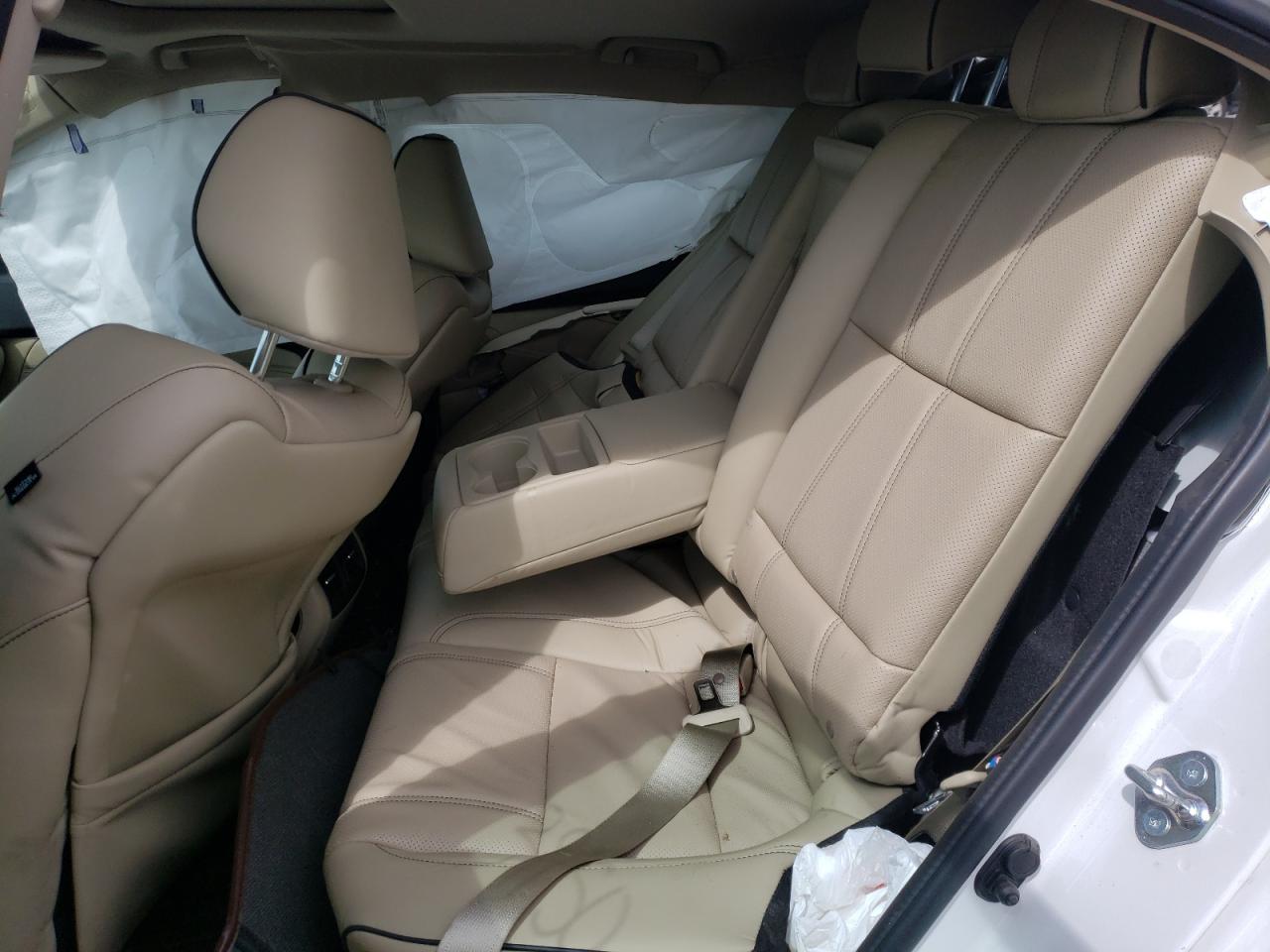 Photo 6 from auction – 2019 ACURA TLX TECHNO with VIN 19UUB2F40KA007742