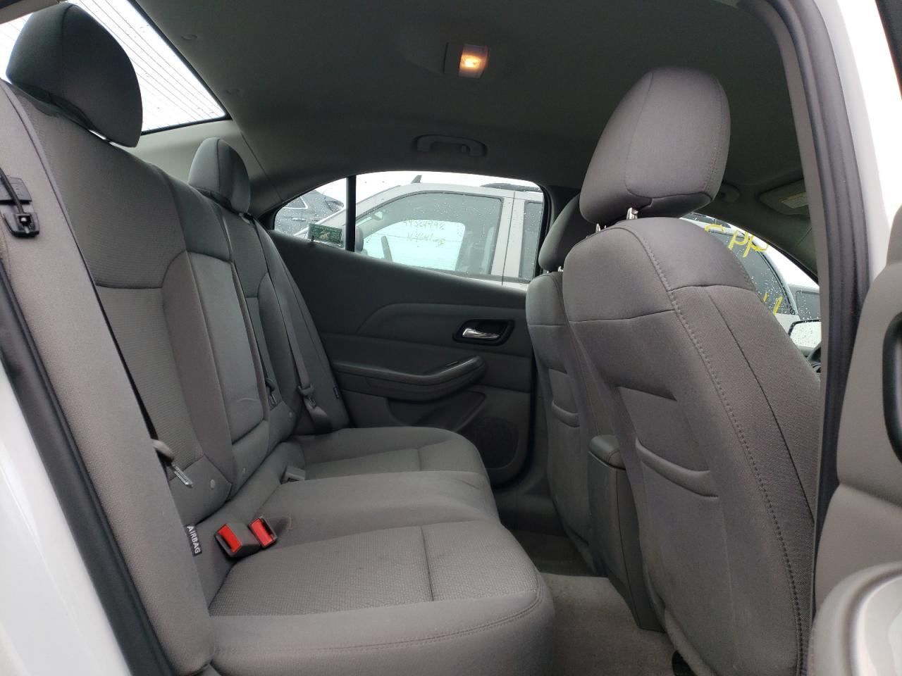 Photo 6 from auction – 2014 CHEVROLET MALIBU LS with VIN 1G11B5SLXEF292319