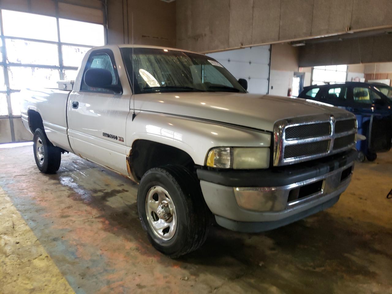 DODGE RAM 1500 2001 with VIN 1B7HF16Y61S287418 - Photo from auction