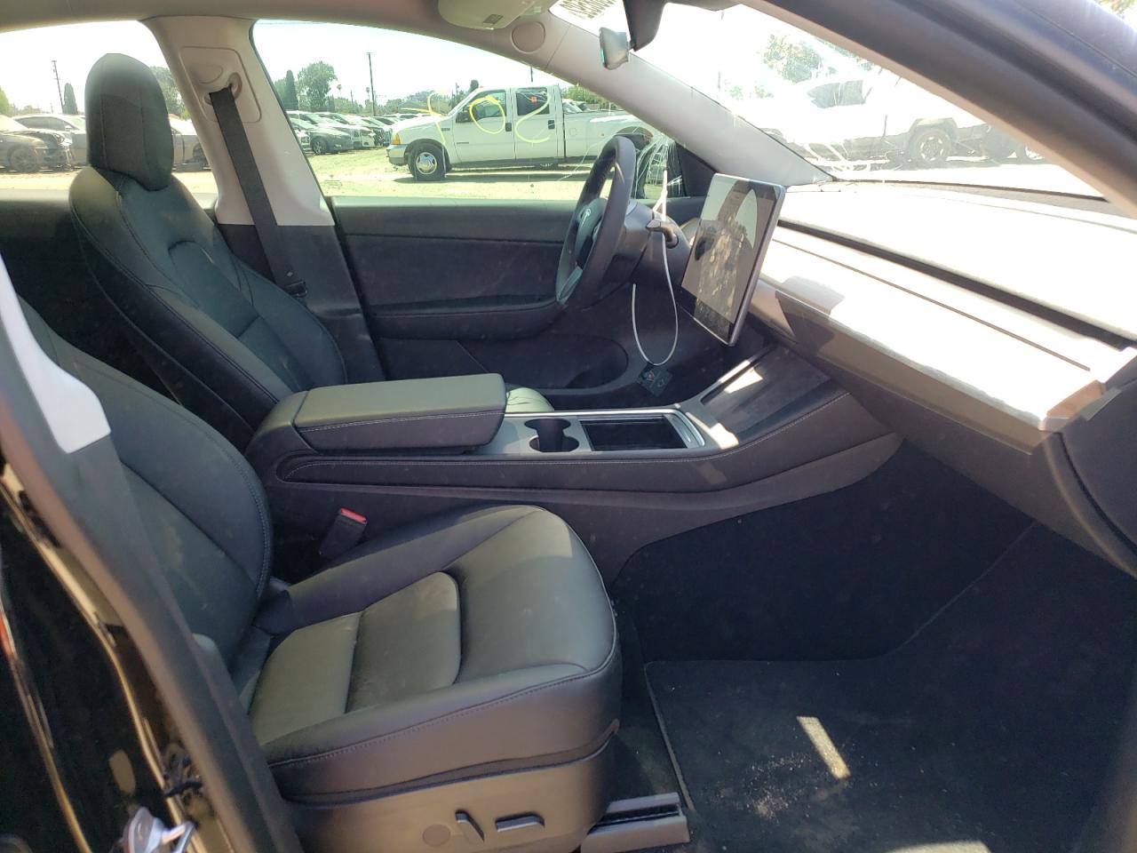 Photo 5 from auction – 2021 TESLA MODEL Y with VIN 5YJYGDEE9MF243291