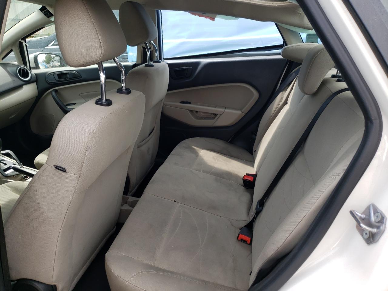 Photo 6 from auction – 2019 FORD FIESTA SE with VIN 3FADP4BJ9KM128477