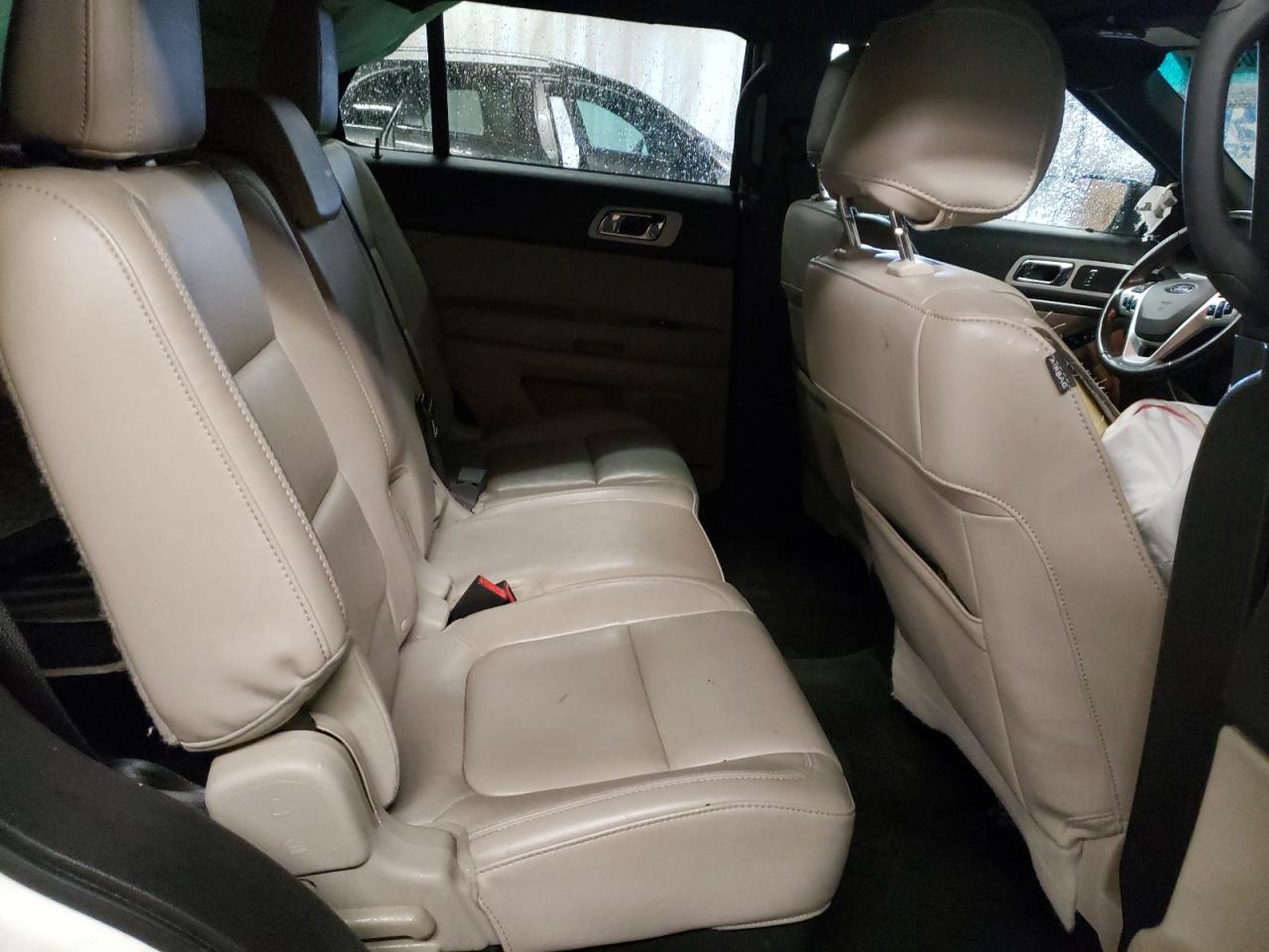 Photo 6 from auction – 2012 FORD EXPLORER X with VIN 1FMHK8D83CGA06989