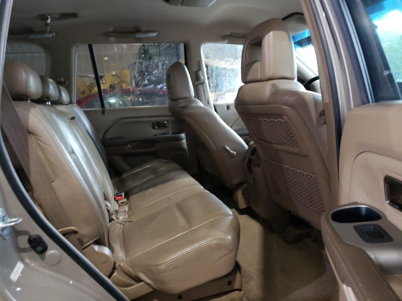 Photo 6 from auction – 2003 HONDA PILOT EXL with VIN 2HKYF18683H614270