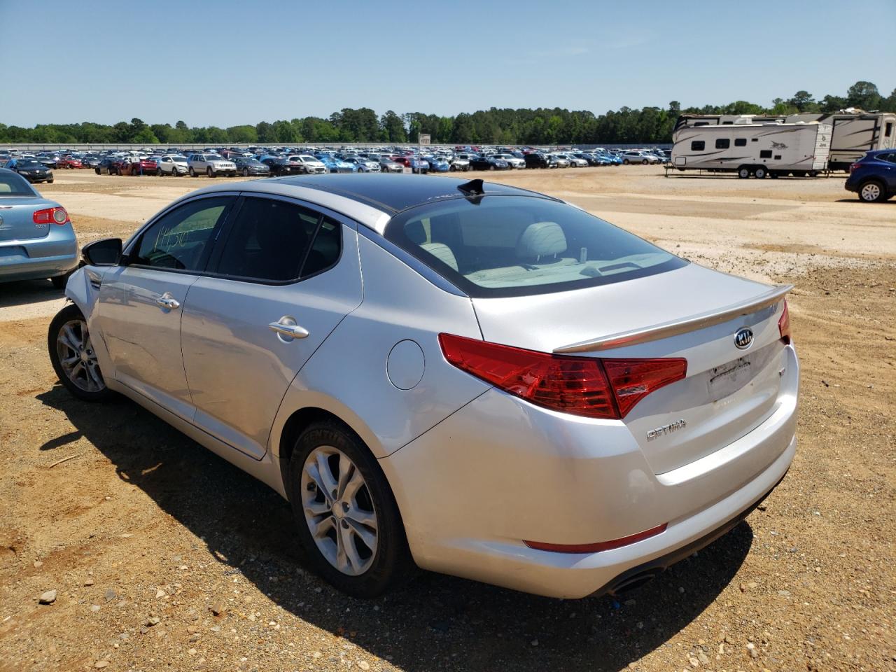 Photo 3 from auction – 2012 KIA OPTIMA EX with VIN 5XXGN4A77CG086607