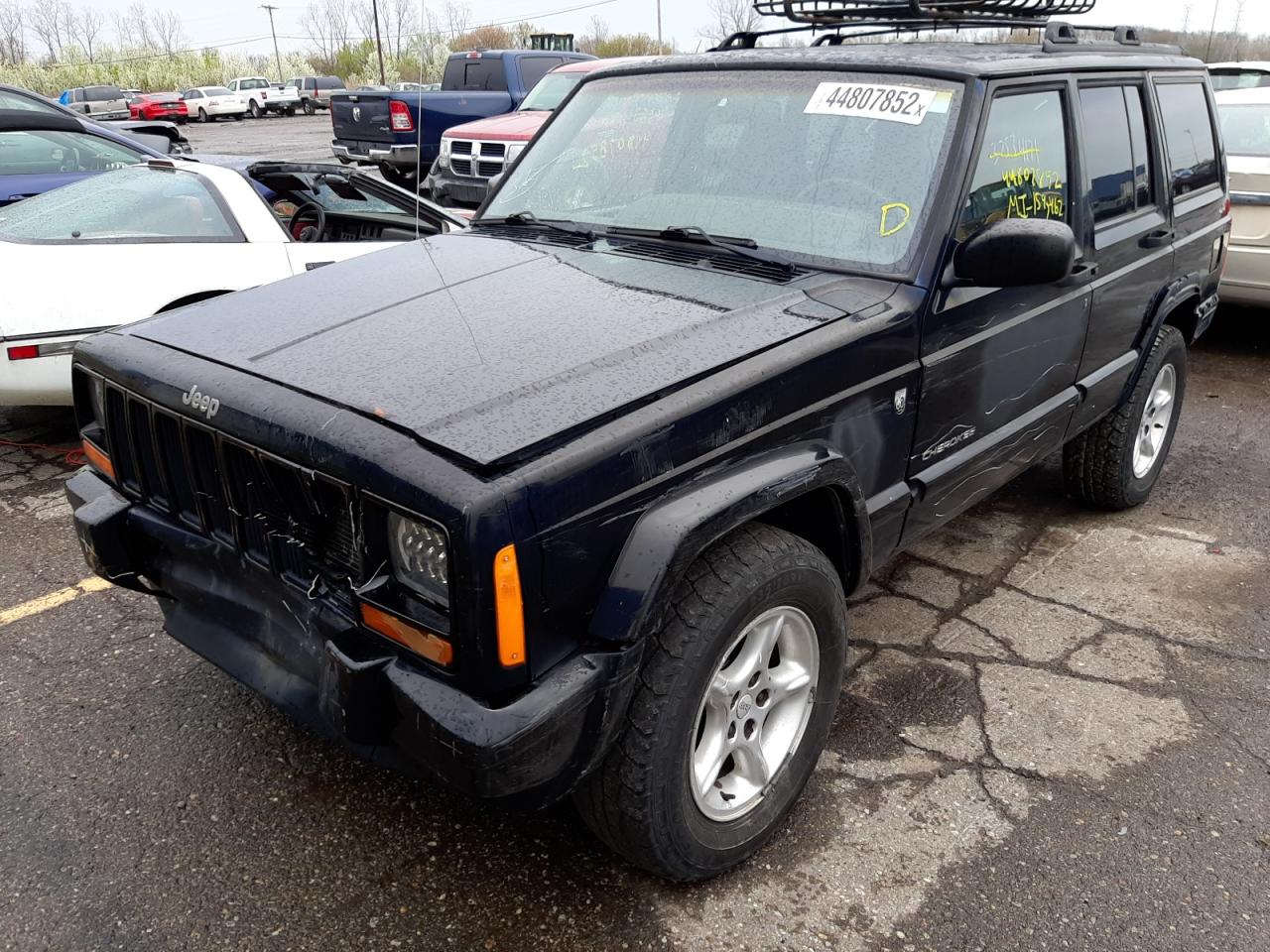 Photo 2 from auction – 2001 JEEP CHEROKEE S with VIN 1J4FF48S01L600288