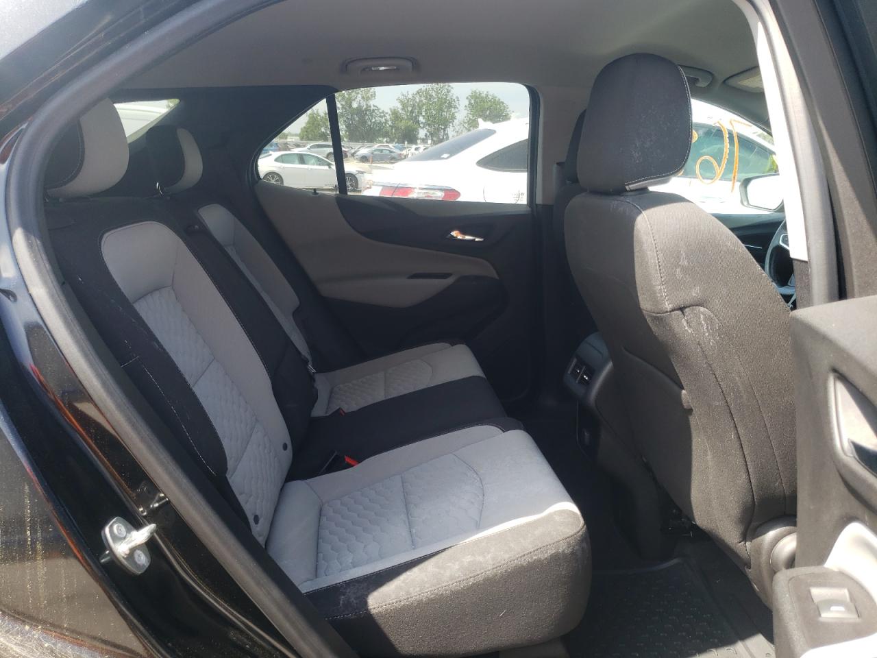 Photo 6 from auction – 2018 CHEVROLET EQUINOX LT with VIN 2GNAXJEV9J6280429