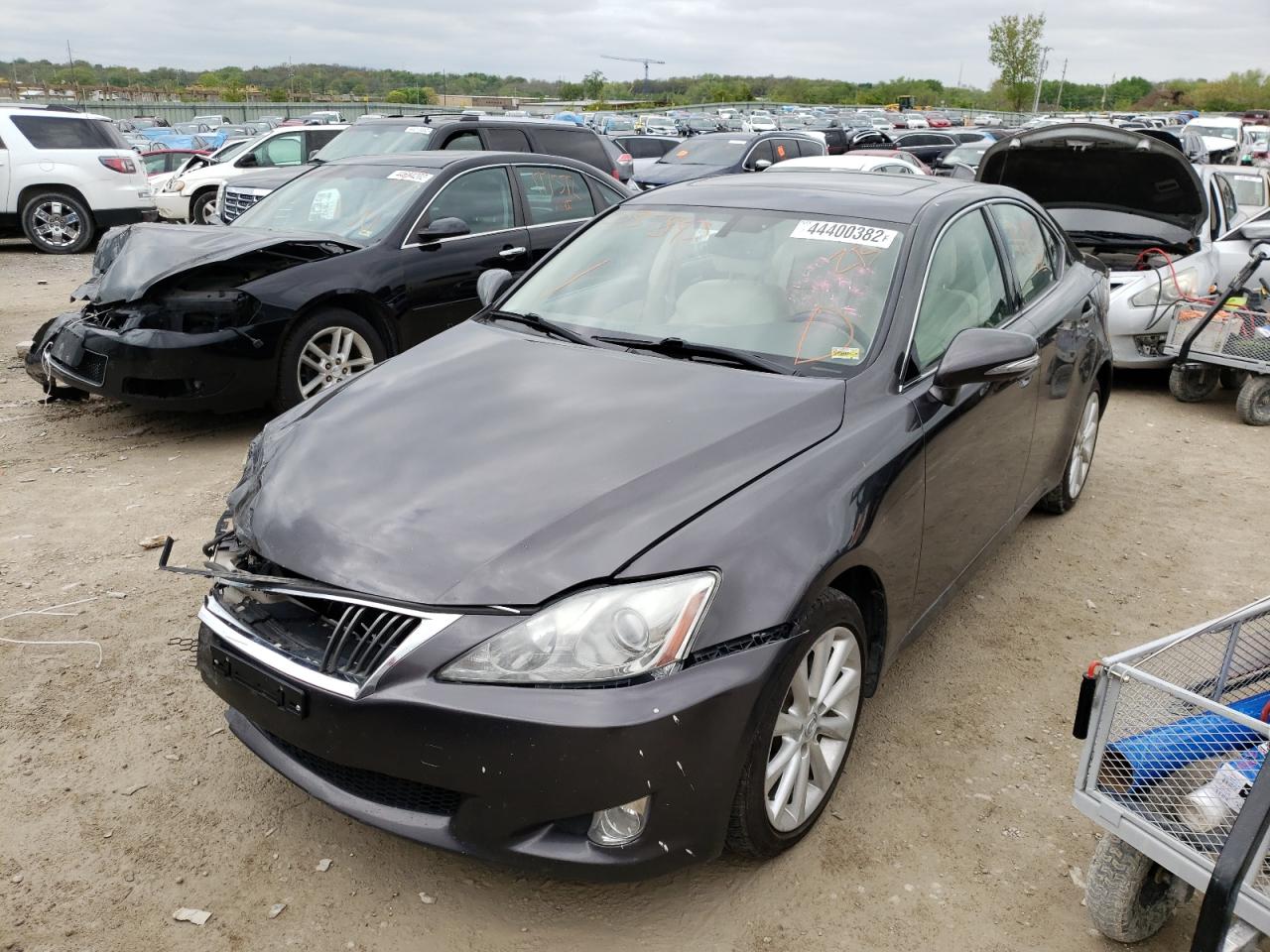 Photo 2 from auction – 2010 LEXUS IS 250 with VIN JTHCF5C25A5037893