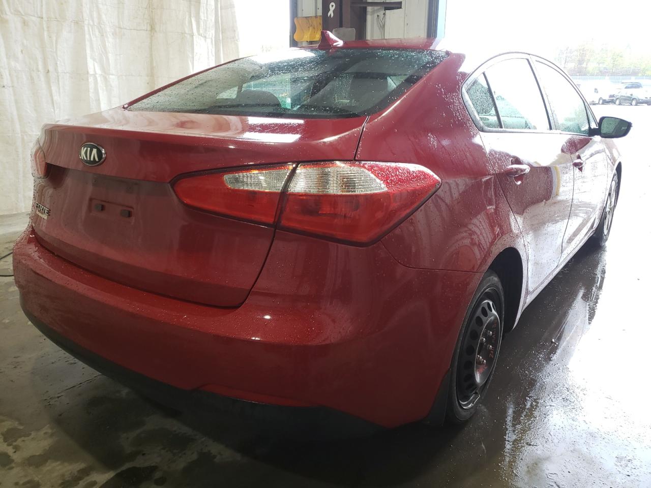 Photo 4 from auction – 2015 KIA FORTE LX with VIN KNAFX4A69F5410904