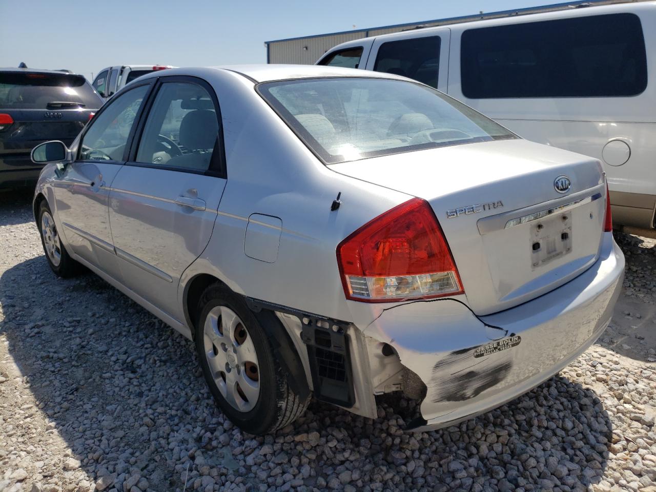 Фото 9 с аукциона – 2007 KIA SPECTRA EX с VIN KNAFE122X75433397