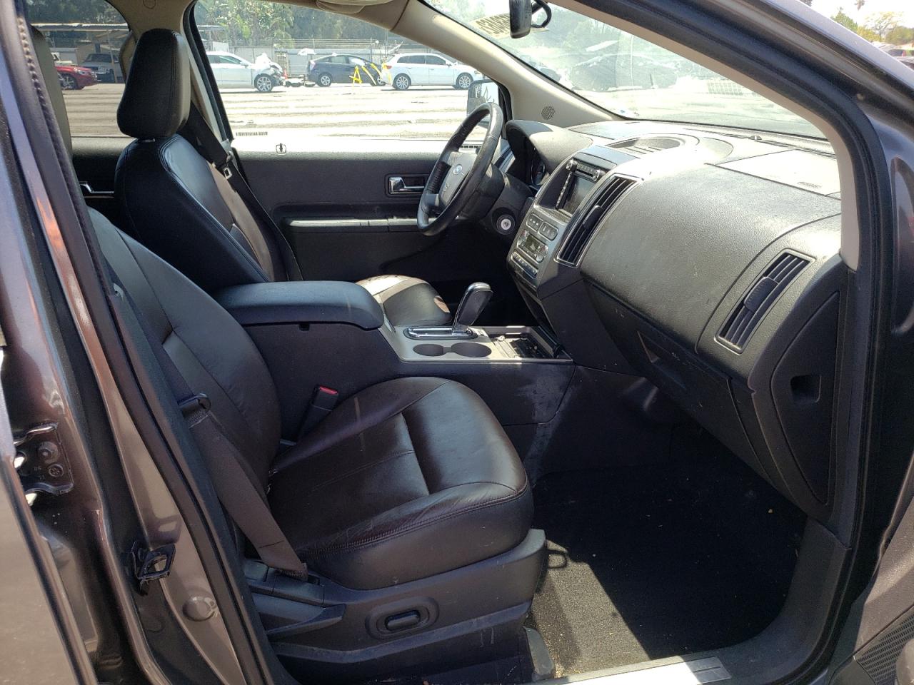 Photo 5 from auction – 2010 FORD EDGE LIMIT with VIN 2FMDK3KC9ABA37063