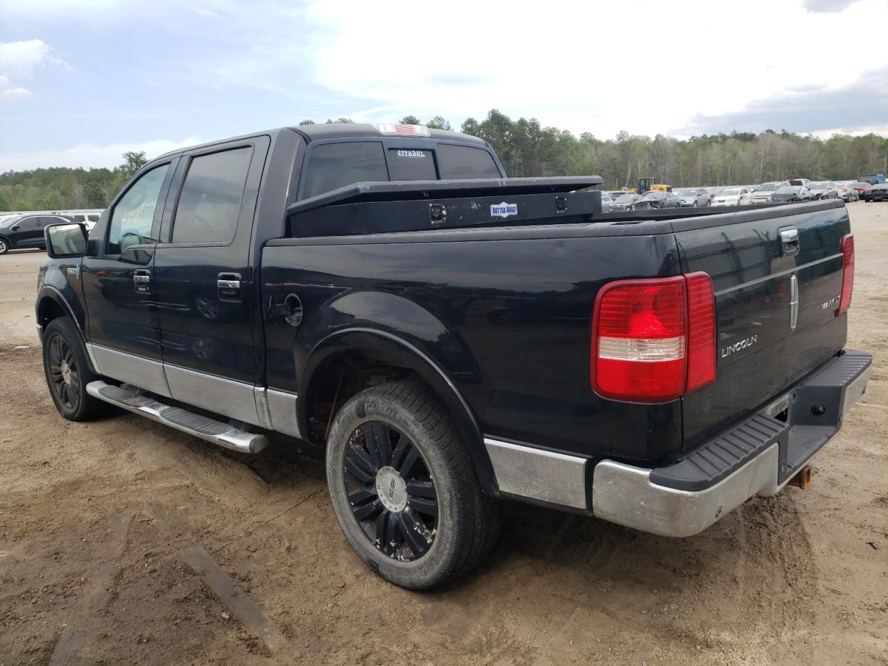 Photo 3 from auction – 2006 LINCOLN MARK LT with VIN 5LTPW18576FJ24546