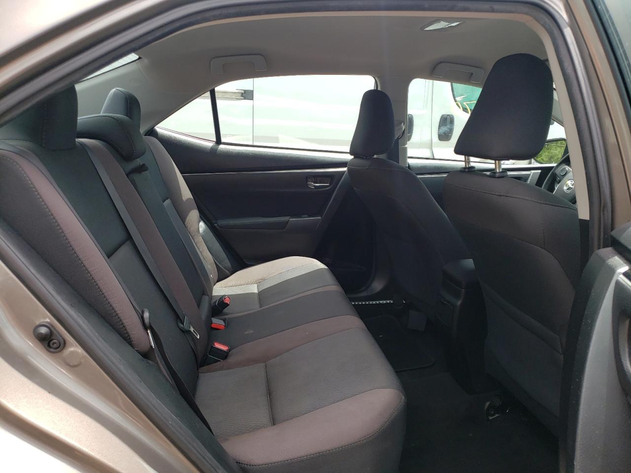 Photo 6 from auction – 2017 TOYOTA COROLLA L with VIN 5YFBURHE1HP657618