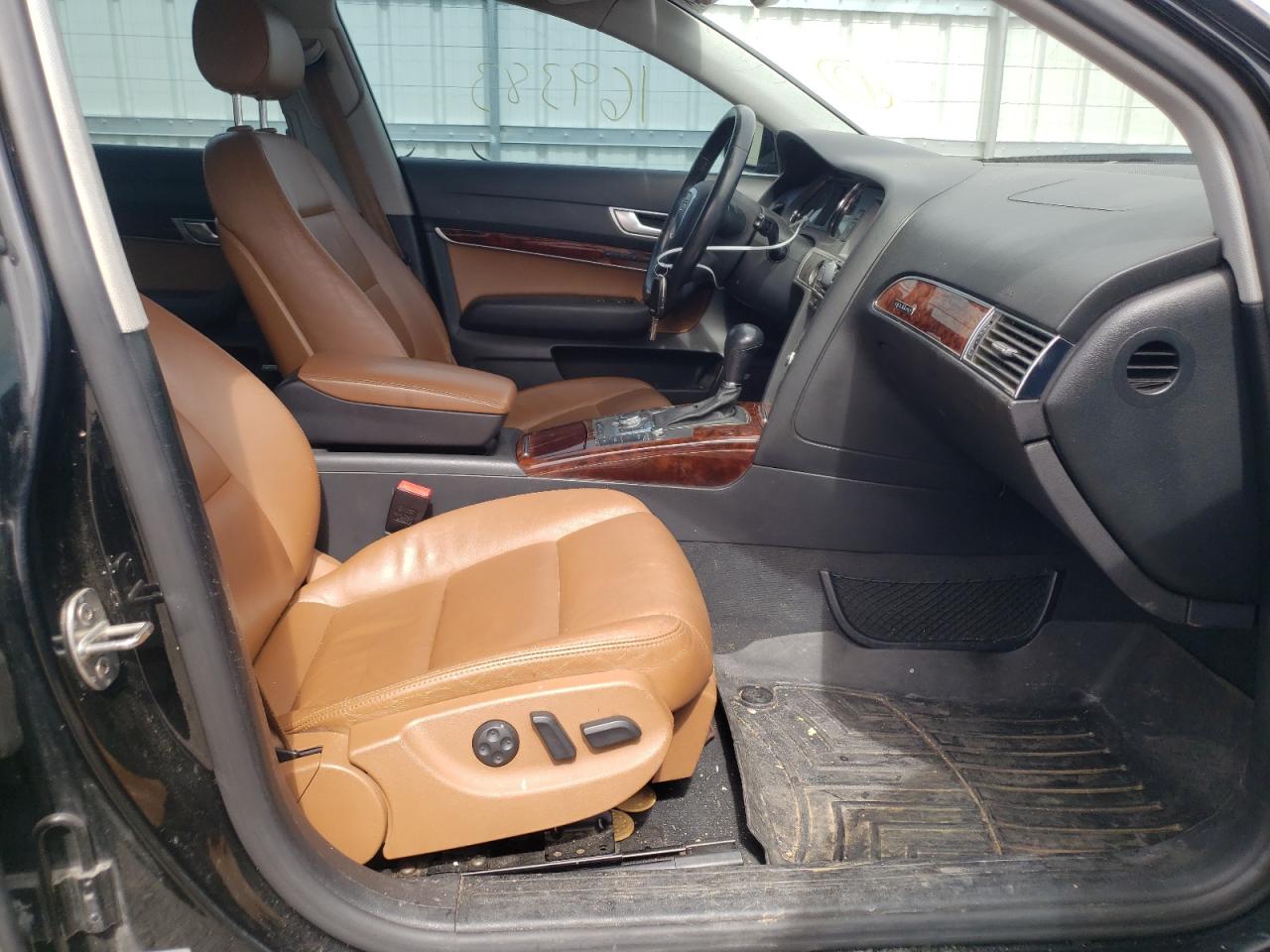 Photo 5 from auction – 2005 AUDI A6 with VIN WAUDG74F45N087820