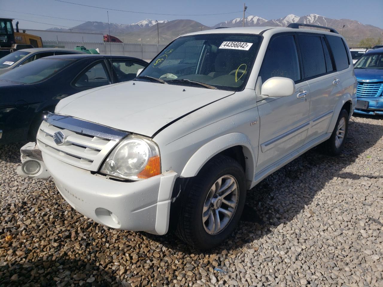 Photo 2 from auction – 2004 SUZUKI XL7 EX with VIN JS3TX92V744114115