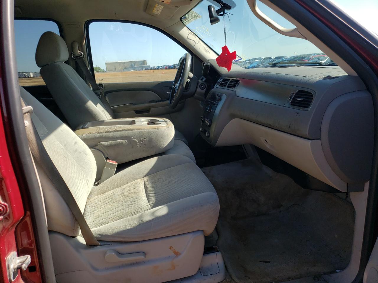 Photo 5 from auction – 2007 CHEVROLET SUBURBAN C with VIN 1GNFC16067J224755