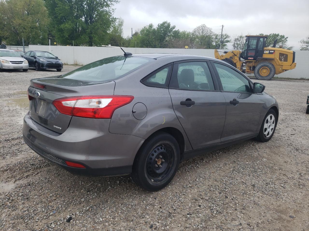 Photo 4 from auction – 2013 FORD FOCUS S with VIN 1FADP3E28DL301179