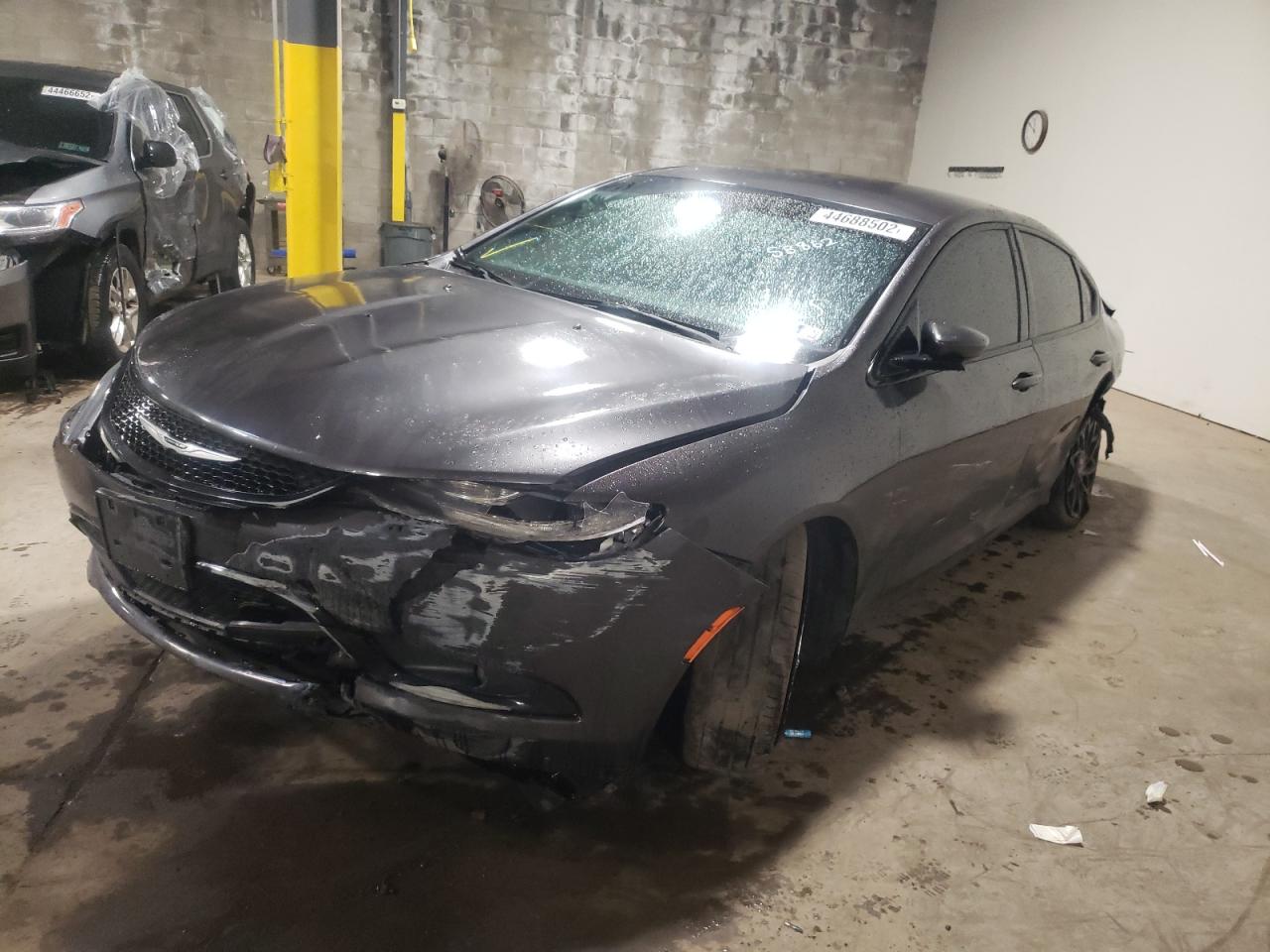 Photo 2 from auction – 2015 CHRYSLER 200 S with VIN 1C3CCCBB7FN760365