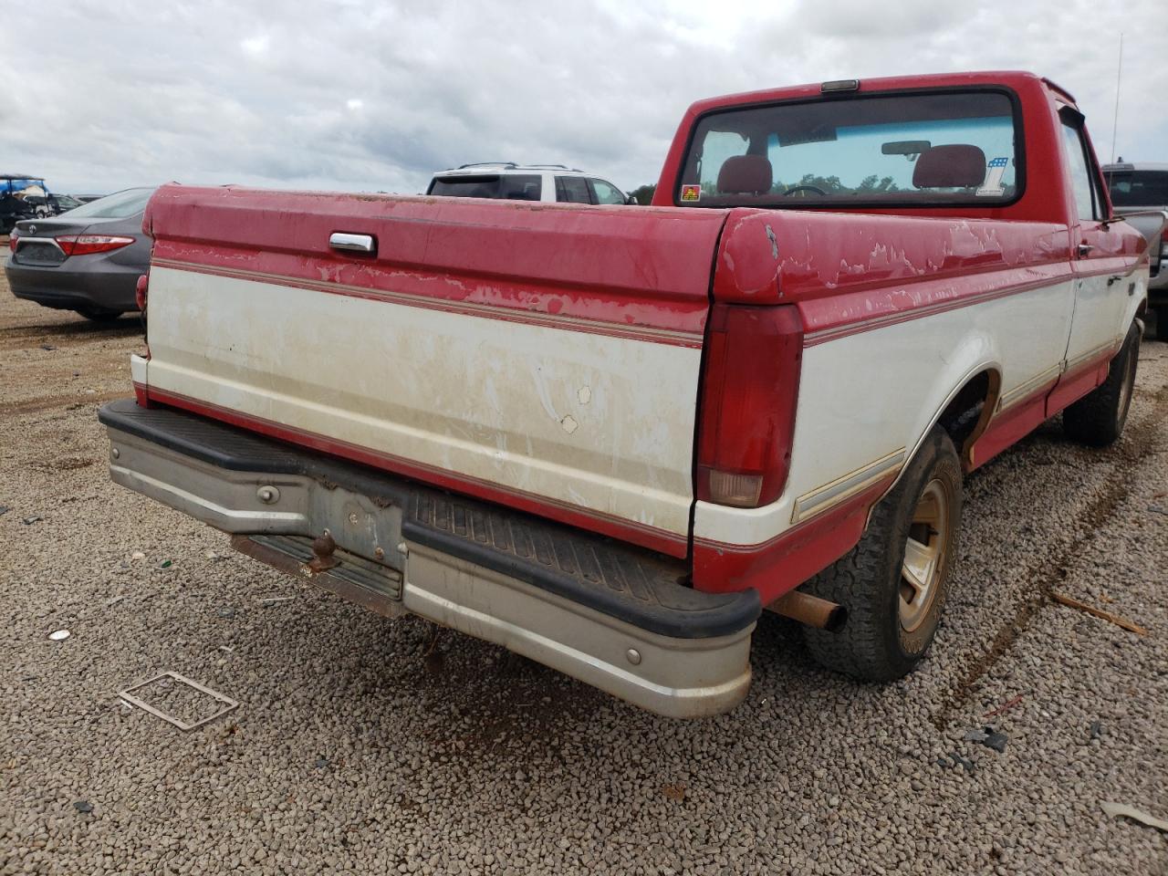Photo 4 from auction – 1993 FORD F150 with VIN 1FTDF15N7PNA88813