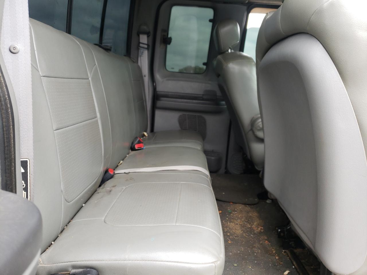 Photo 6 from auction – 2003 FORD F250 SUPER with VIN 1FTNX21F43EA28178