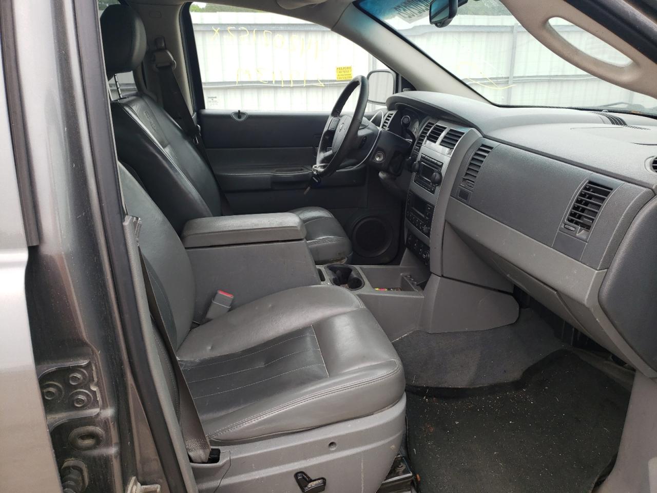 Photo 5 from auction – 2006 DODGE DURANGO LI with VIN 1D4HB58266F164796