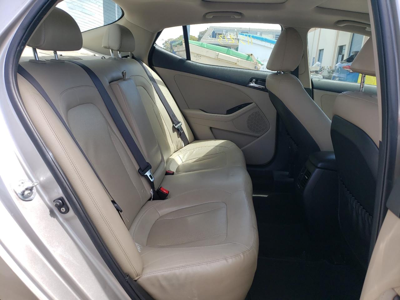 Photo 6 from auction – 2012 KIA OPTIMA HYB with VIN KNAGM4AD0C5014206