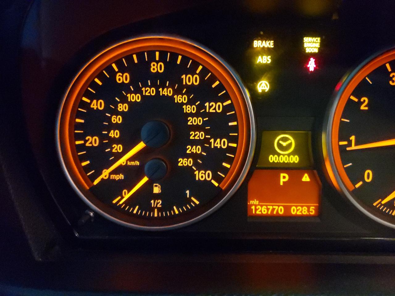 Photo 8 from auction – 2007 BMW 328 I with VIN WBAVA33537KX74721