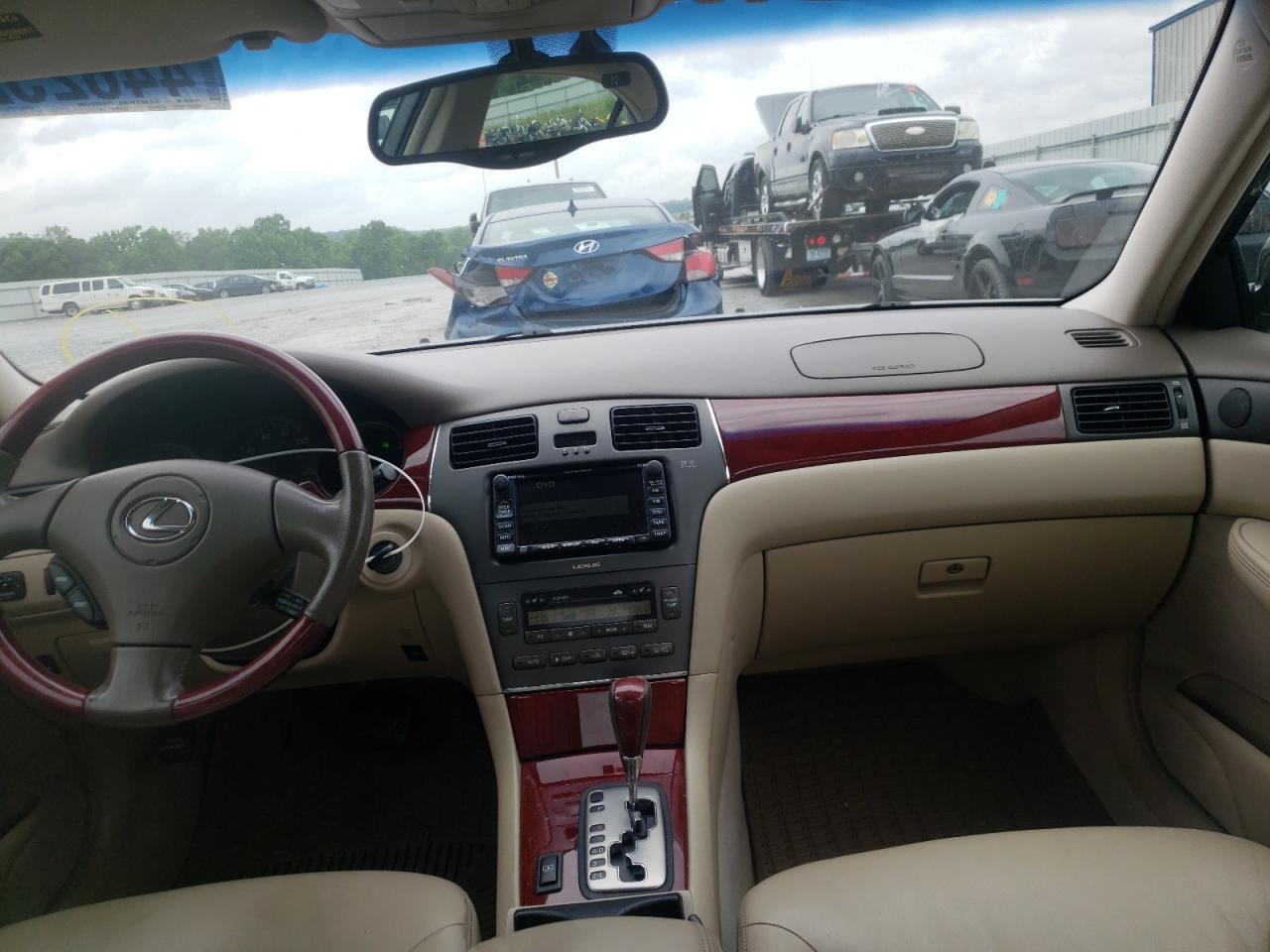 Photo 9 from auction – 2002 LEXUS ES 300 with VIN JTHBF30G025029556