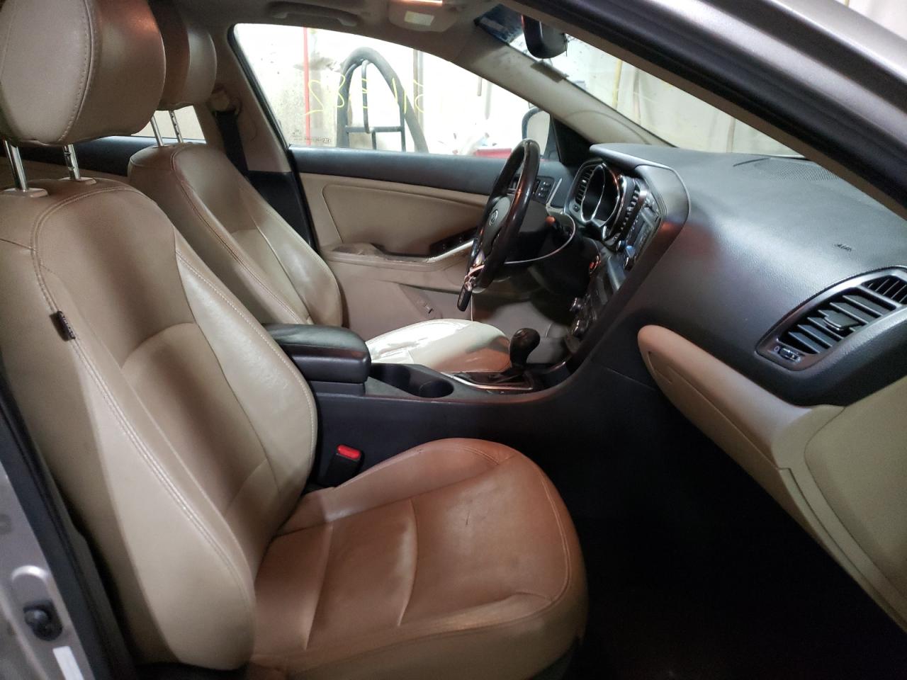 Photo 5 from auction – 2012 KIA OPTIMA EX with VIN 5XXGN4A70CG036664