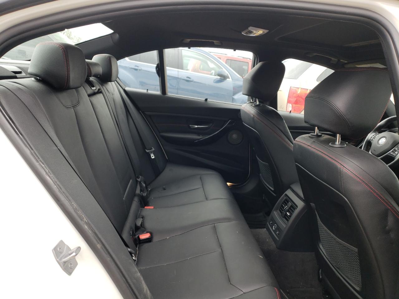 Photo 6 from auction – 2014 BMW 335 XI with VIN WBA3B9C55EP458261