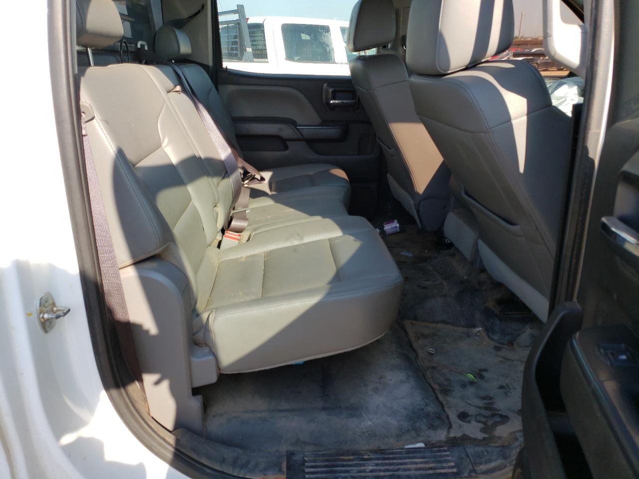 Photo 6 from auction – 2017 CHEVROLET SILVERADO with VIN 1GB4KYCY4HF111742