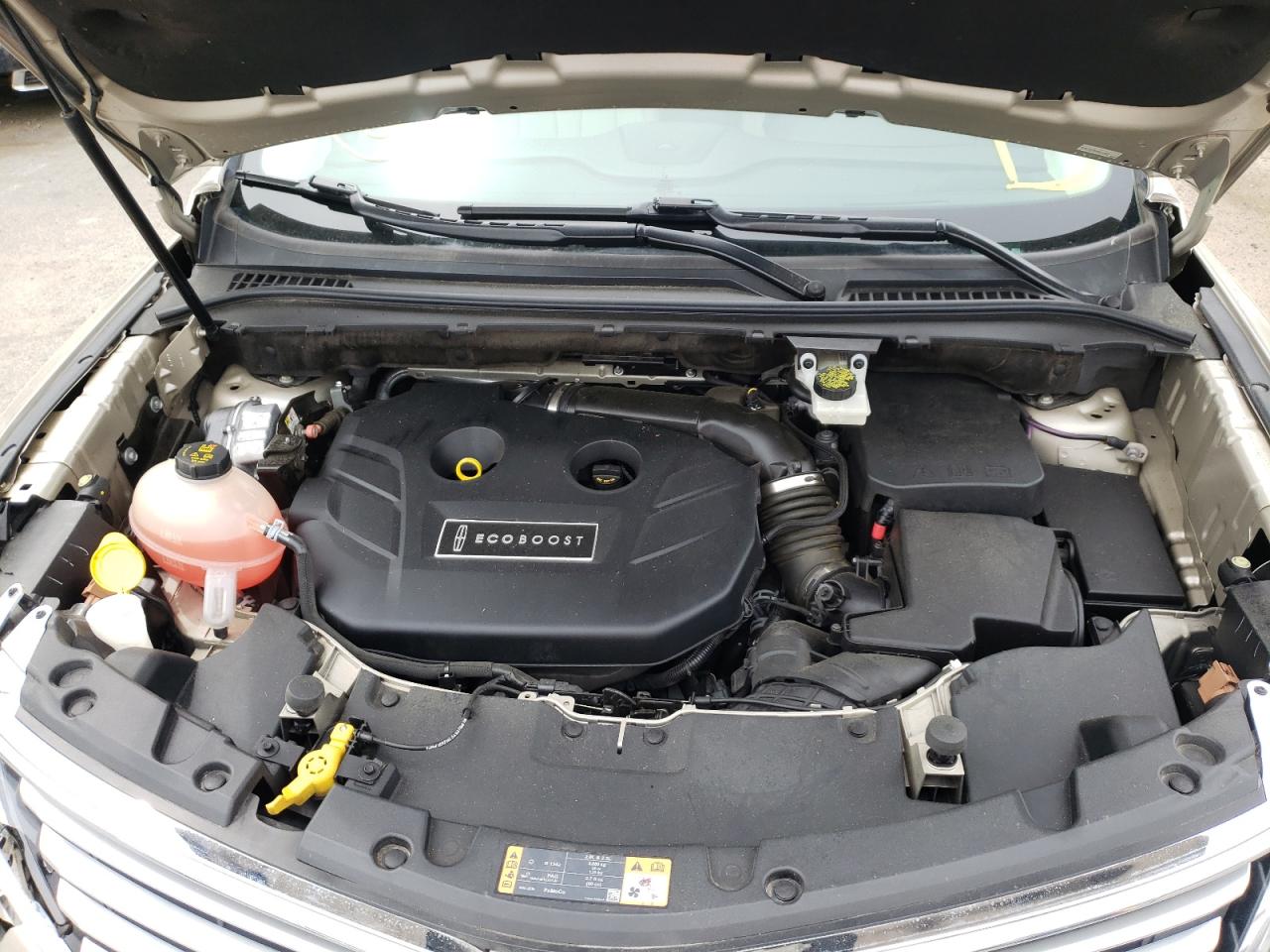 Photo 7 from auction – 2017 LINCOLN MKC RESERV with VIN 5LMCJ3C96HUL16022