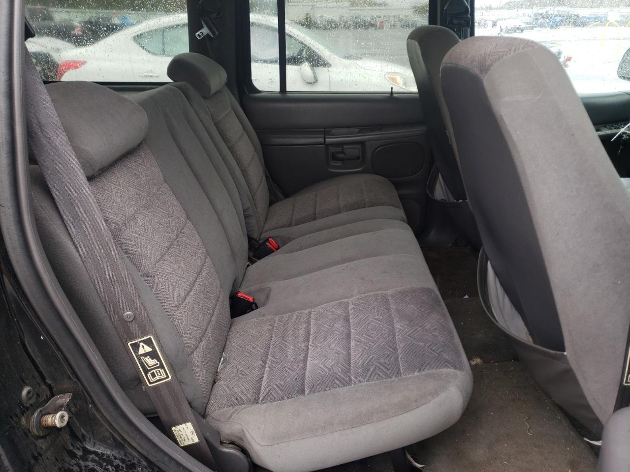 Photo 6 from auction – 2001 FORD EXPLORER X with VIN 1FMZU73E51ZA41938