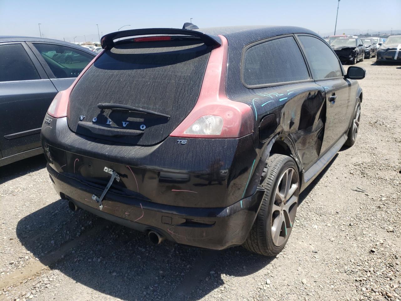 Photo 4 from auction – 2010 VOLVO C30 T5 with VIN YV1672MK4A2175333