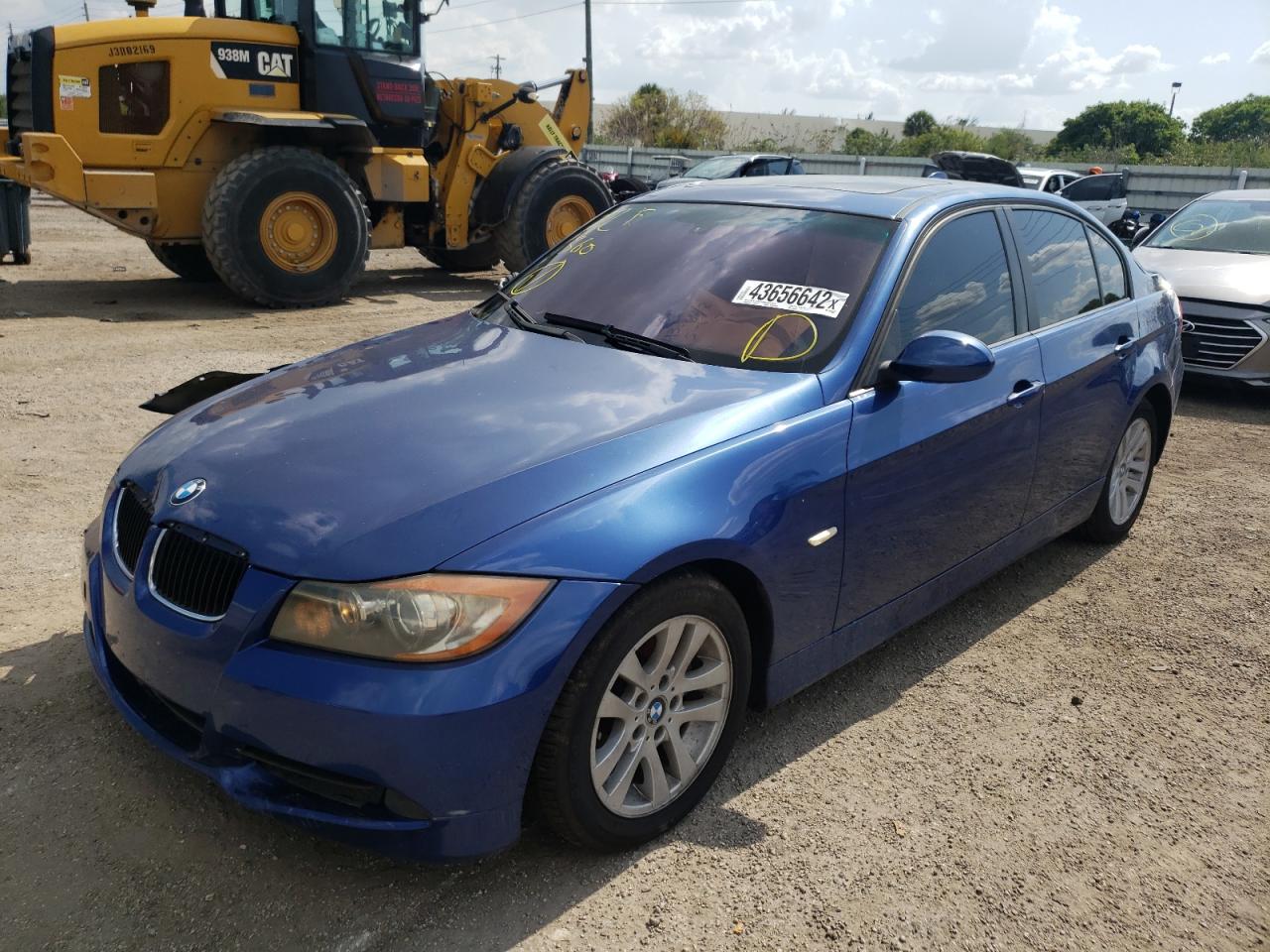 Photo 2 from auction – 2007 BMW 328 I with VIN WBAVA37517NL14482