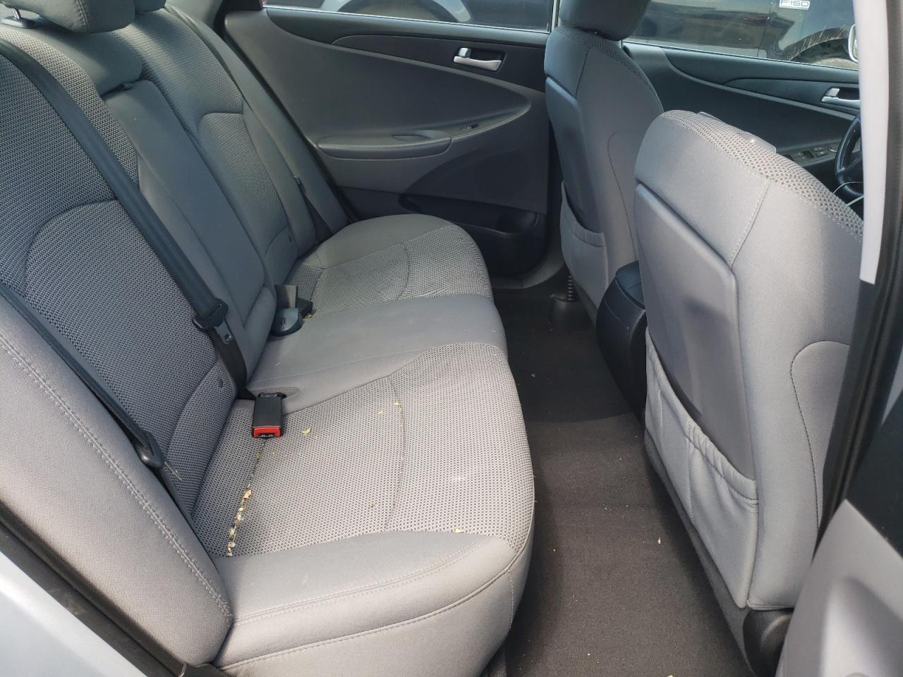 Photo 6 from auction – 2014 HYUNDAI SONATA GLS with VIN 5NPEB4AC1EH825877