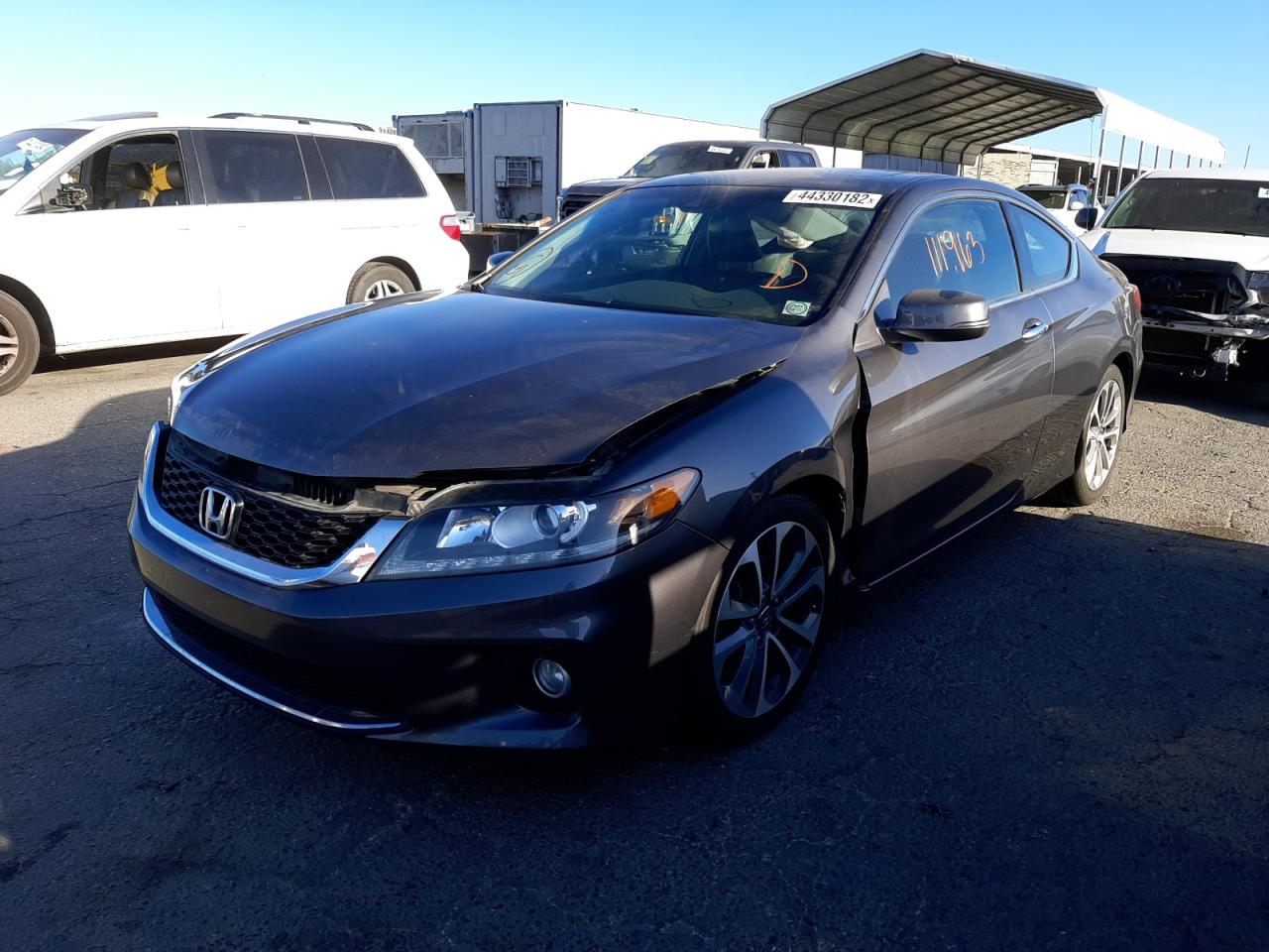 Photo 2 from auction – 2013 HONDA ACCORD EXL with VIN 1HGCT2B85DA000919