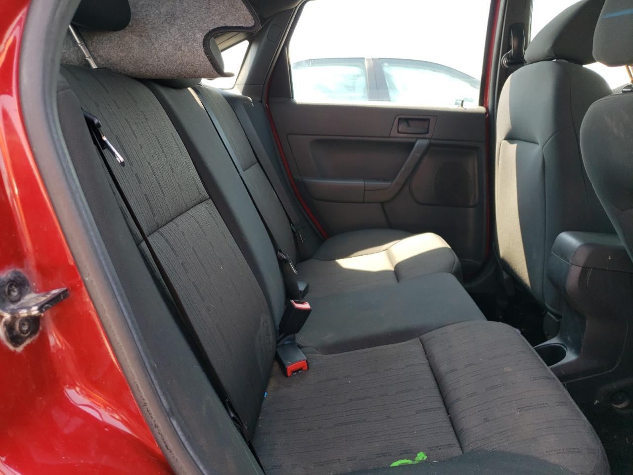 Photo 6 from auction – 2011 FORD FOCUS SE with VIN 1FAHP3FN8BW179378
