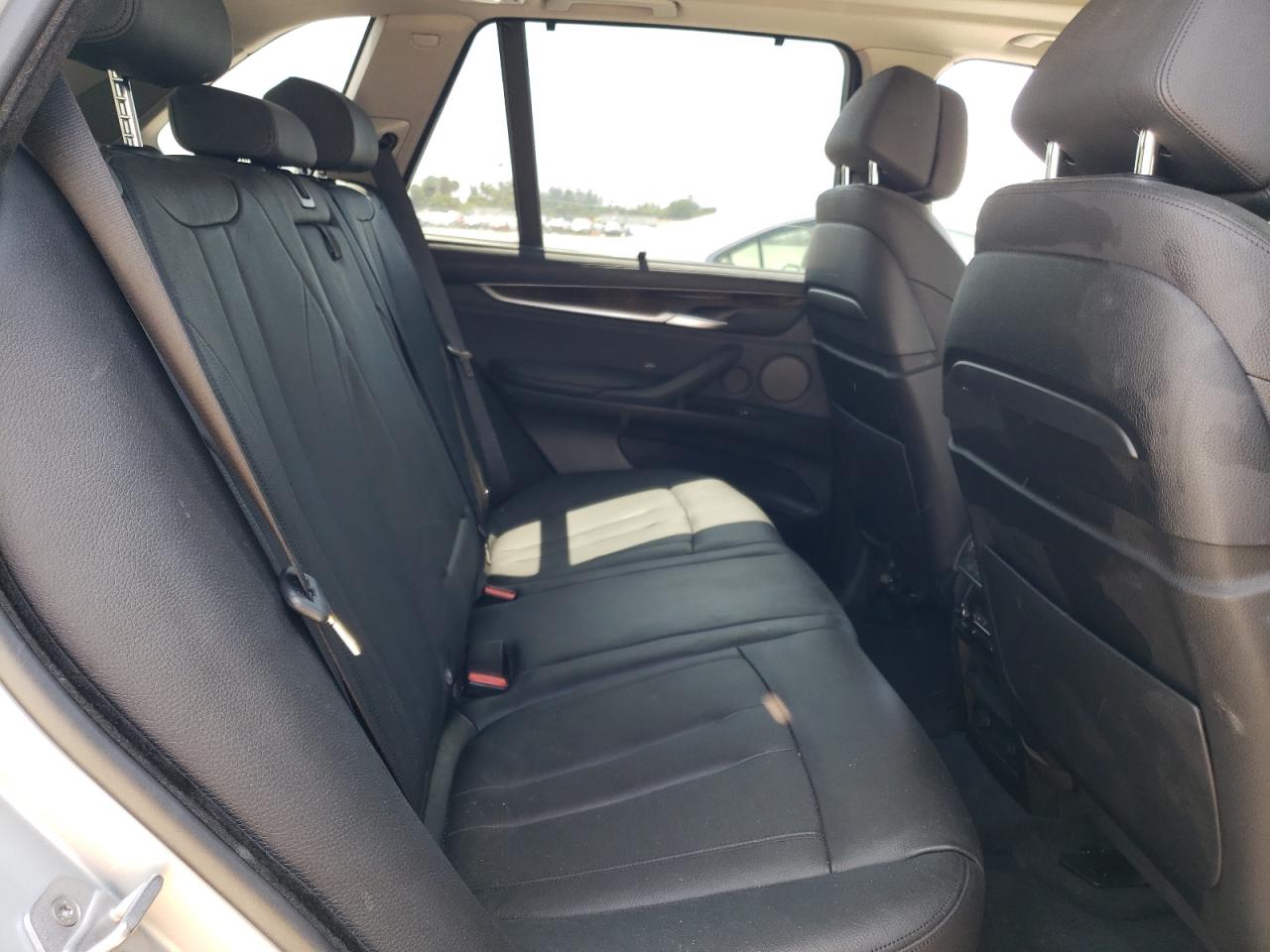 Photo 6 from auction – 2016 BMW X5 XDRIVE5 with VIN 5UXKR6C54G0J83422