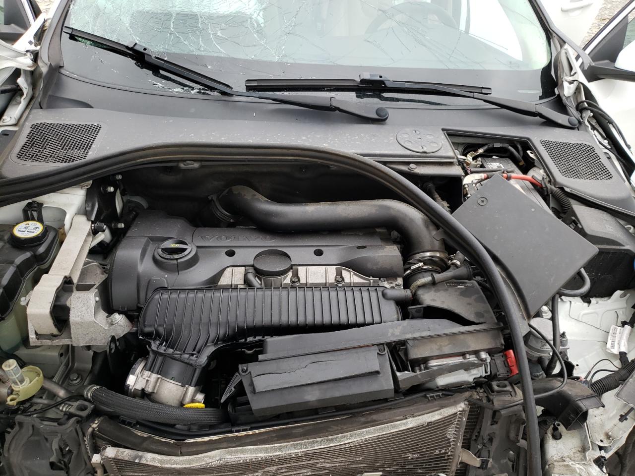 Photo 7 from auction – 2012 VOLVO S60 with VIN YV1622FS2C2026451