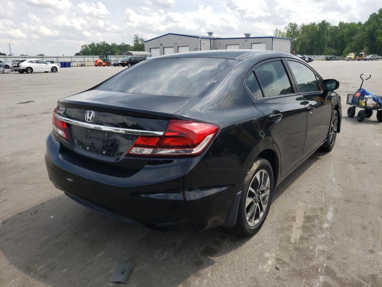 Photo 4 from auction – 2015 HONDA CIVIC LX with VIN 19XFB2F52FE247359