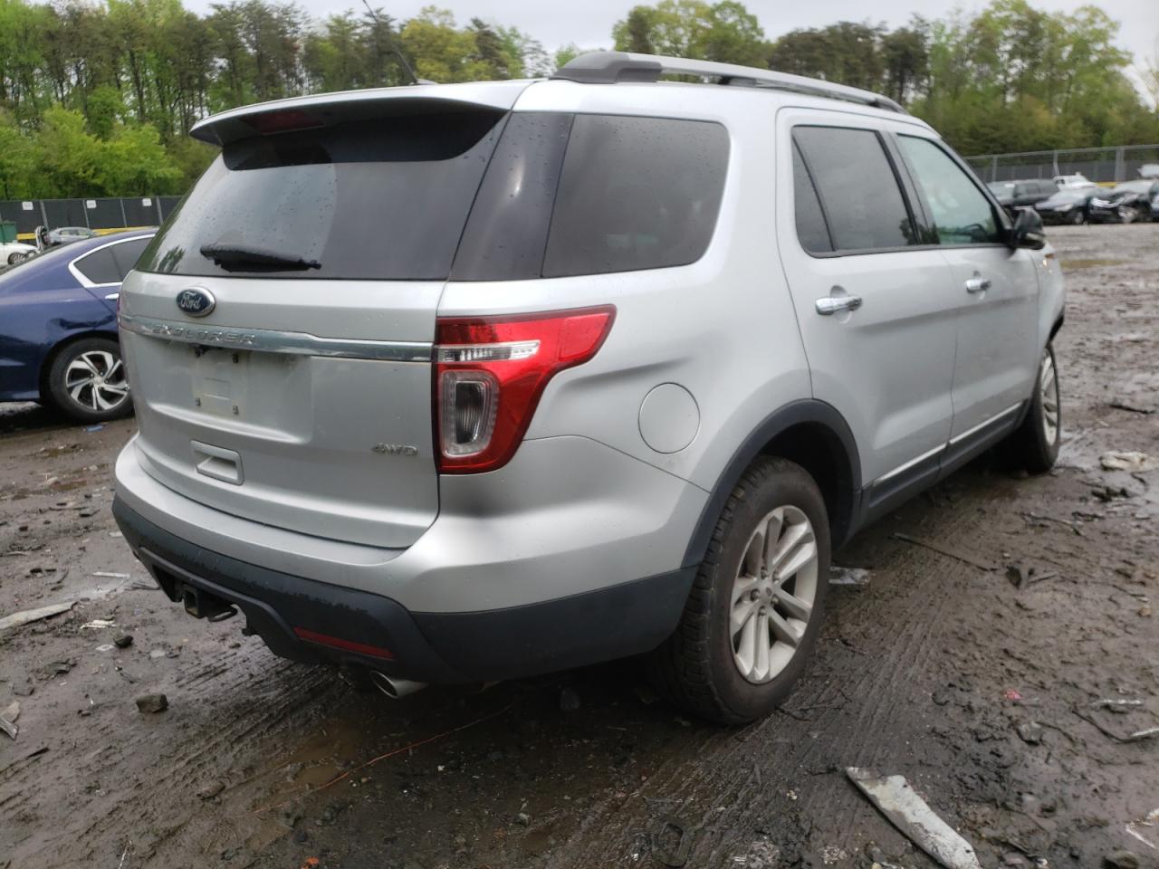 Фото 4 с аукциона – 2013 FORD EXPLORER X с VIN 1FM5K8D8XDGA85629