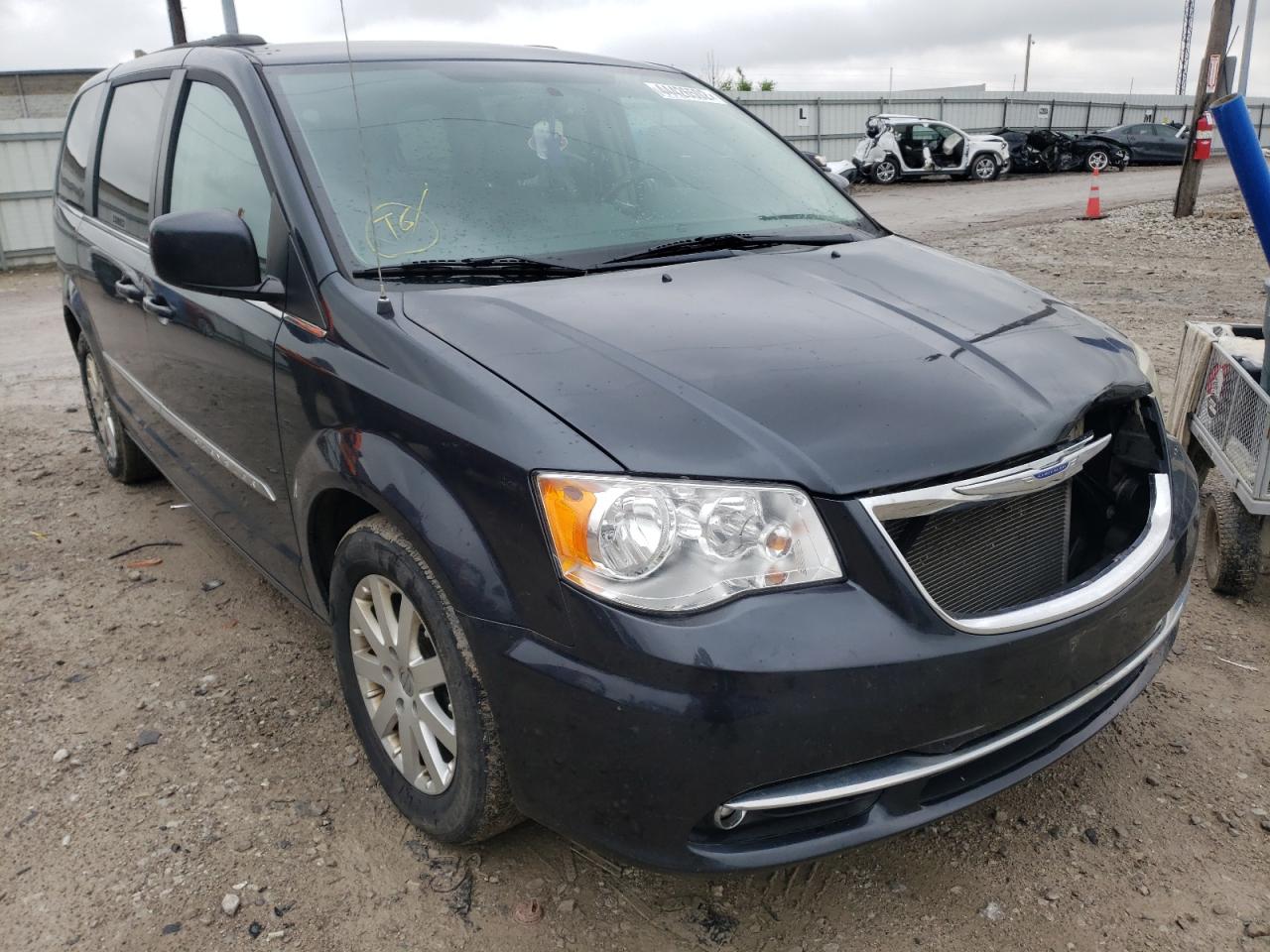 CHRYSLER TOWN & COU 2013 with VIN 2C4RC1BG2DR781484 - Photo from auction