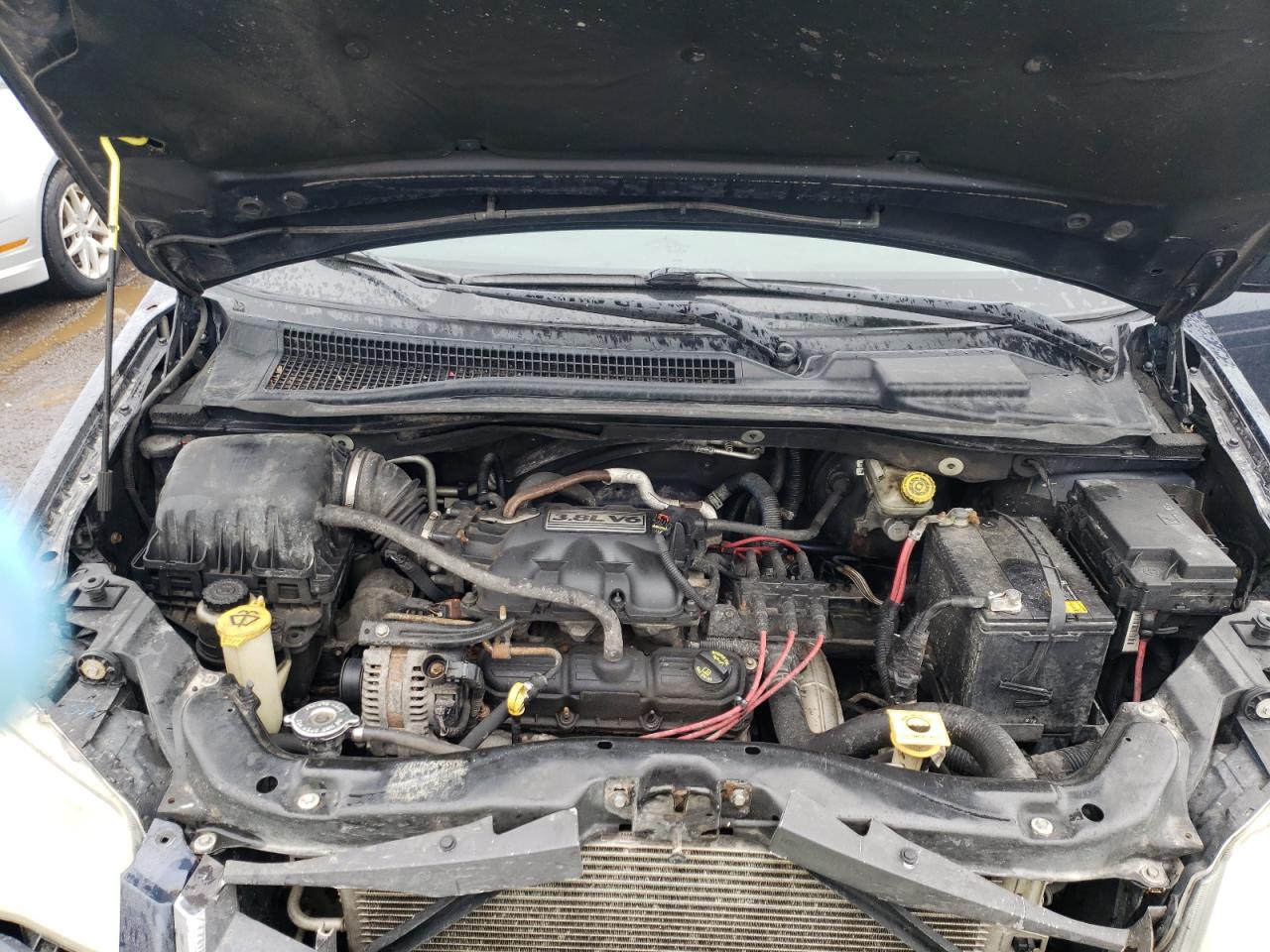 Photo 7 from auction – 2008 CHRYSLER TOWN & COU with VIN 2A8HR54P28R840868