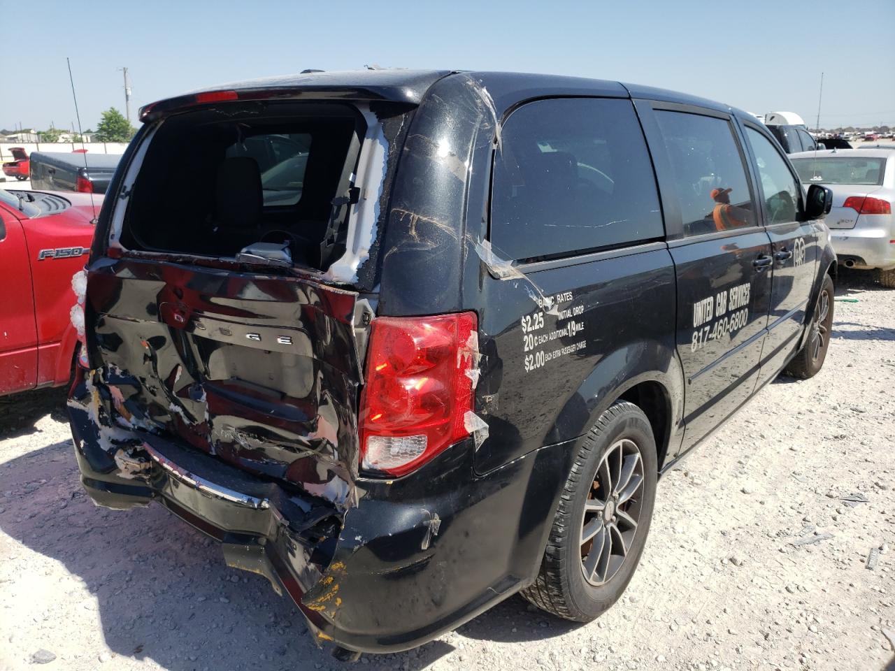 Photo 4 from auction – 2015 DODGE GRAND CARA with VIN 2C4RDGBG0FR751015