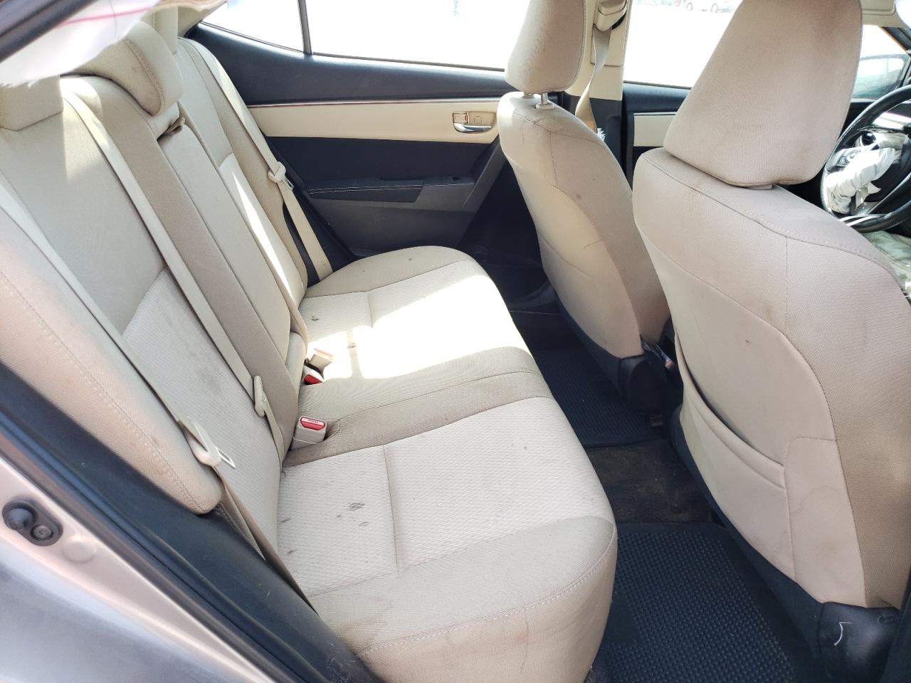 Photo 6 from auction – 2015 TOYOTA COROLLA L with VIN 2T1BURHE7FC361659