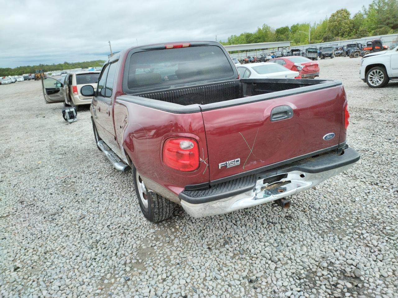 Photo 3 from auction – 2003 FORD F150 SUPER with VIN 1FTRW07L63KC30673