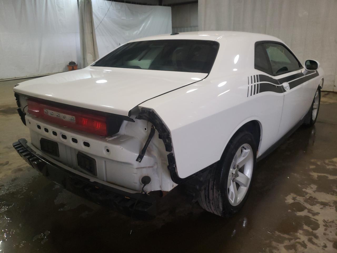 Photo 4 from auction – 2013 DODGE CHALLENGER with VIN 2C3CDYAG2DH688083