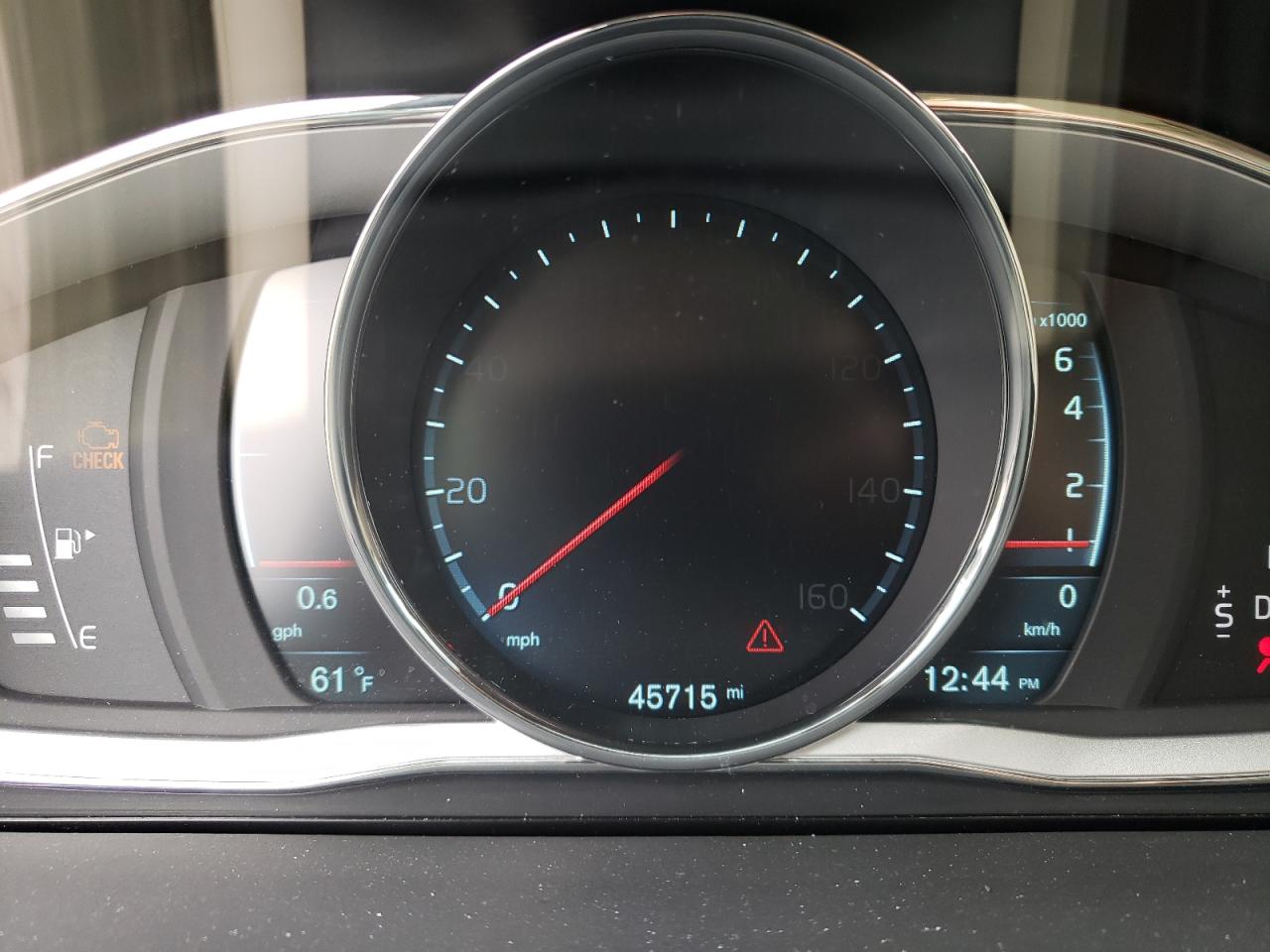 Photo 8 from auction – 2015 VOLVO S80 PLATIN with VIN YV126MAD1F1184491