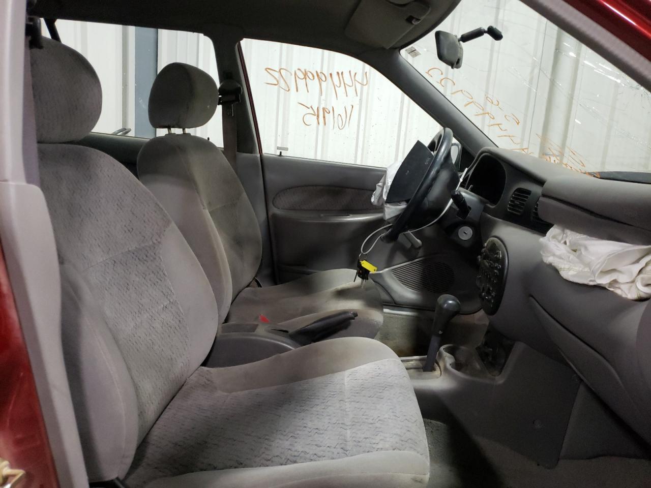 Photo 5 from auction – 1997 FORD ESCORT LX with VIN 3FALP15P7VR112280