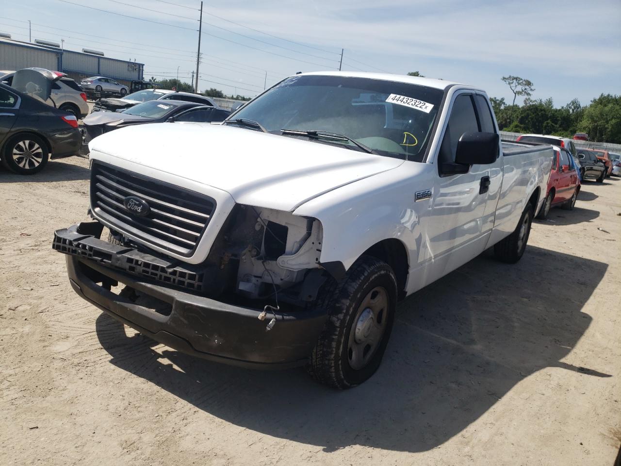 Photo 2 from auction – 2006 FORD F150 with VIN 1FTRF12296NB54390